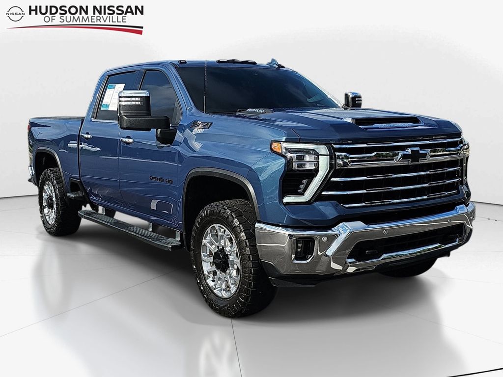 Lakeshore Blue Metallic 2024 Chevrolet Silverado 2500HD Pickup Truck Four-Wheel Drive Automatic