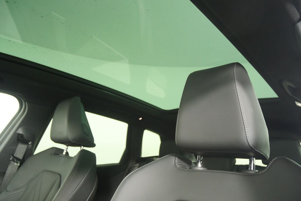 Thumbnail: 2025 BMW X3 - 12