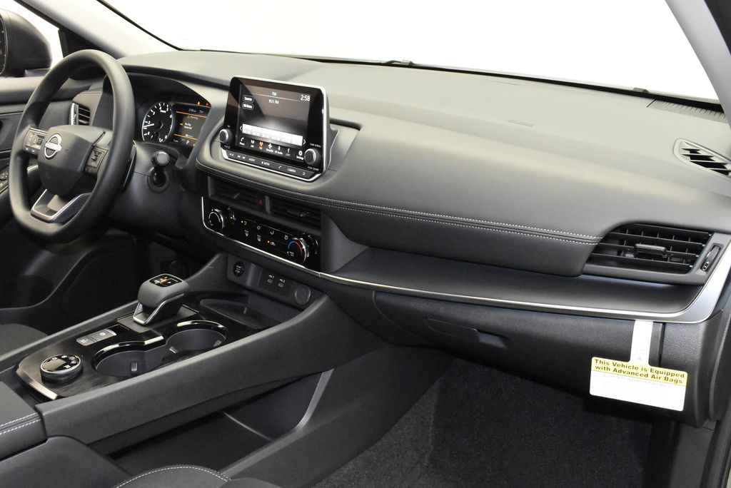 Thumbnail: 2026 Nissan Rogue - 24