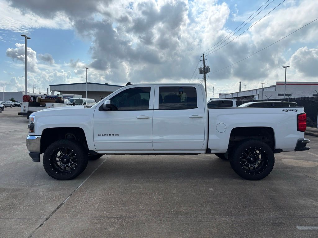 2017 Chevrolet Silverado 1500 LT White at Autostrade