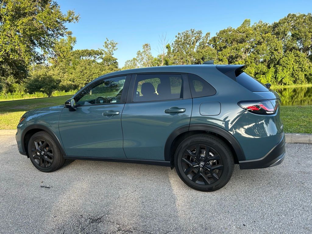 Thumbnail: 2024 Honda HR-V - 3