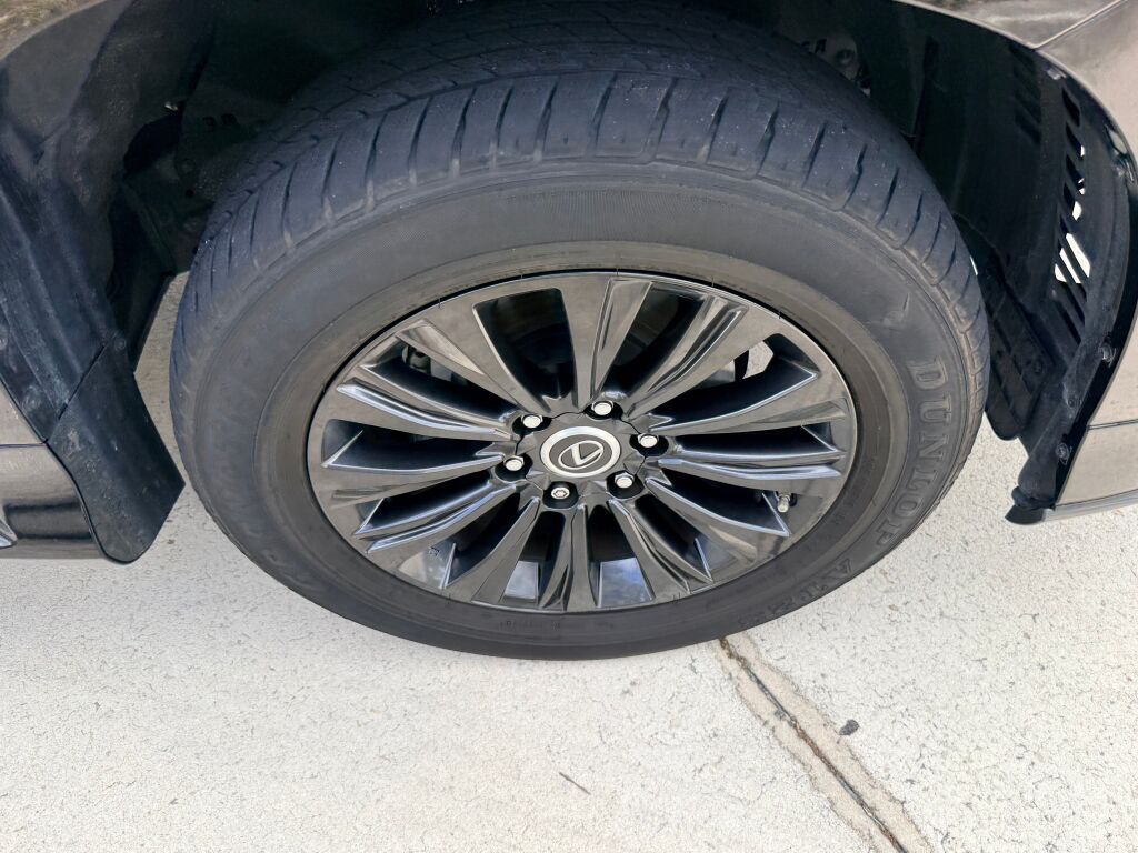 Thumbnail: 2023 Lexus GX - 14