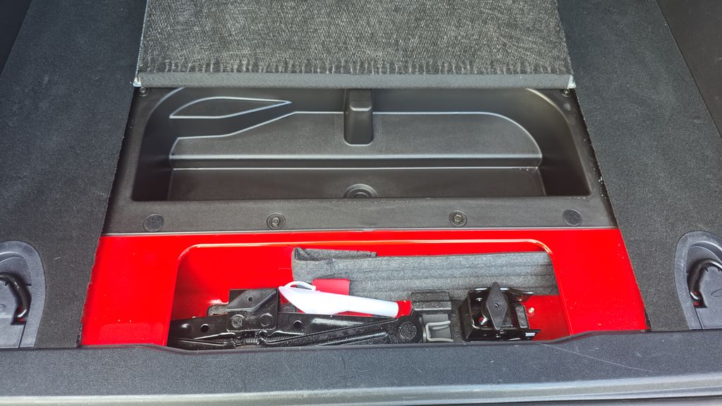 Certified Used 2023 Red Ford Base image 14