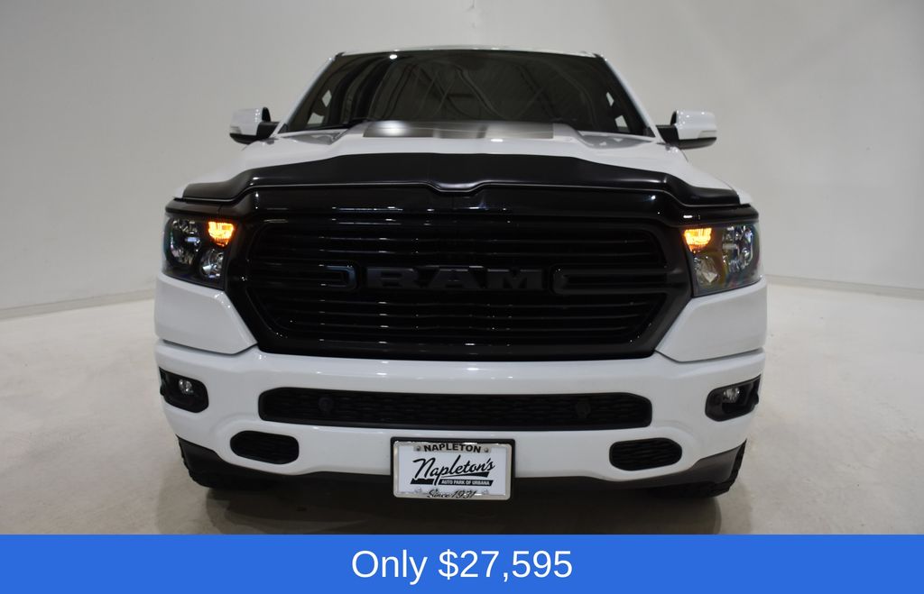 View vehicle photo 2