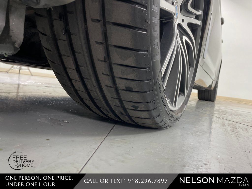 Used 2017 Green BMW 540i image 10