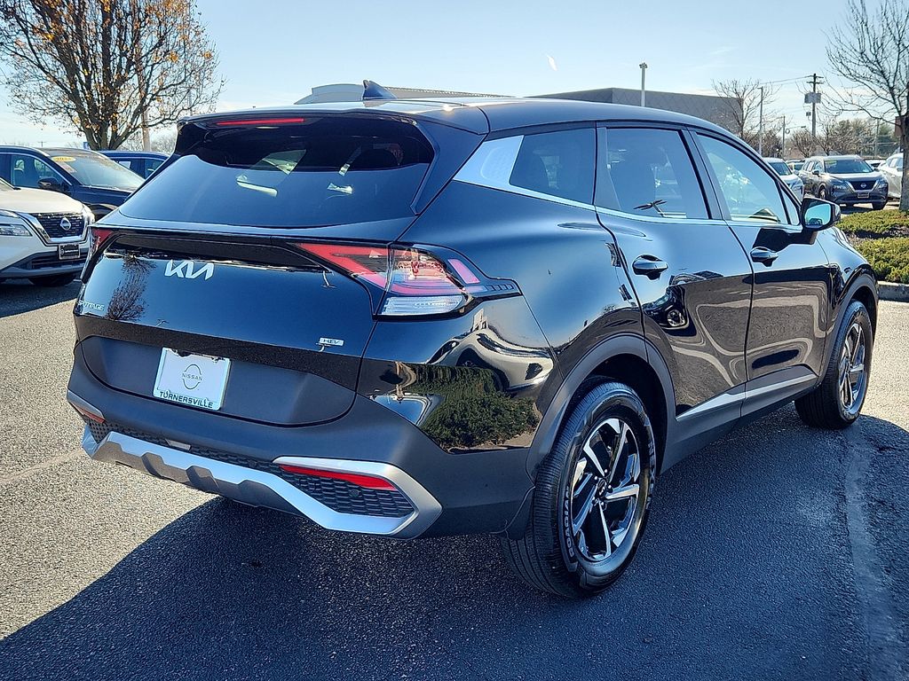 Thumbnail: 2024 Kia Sportage - 4