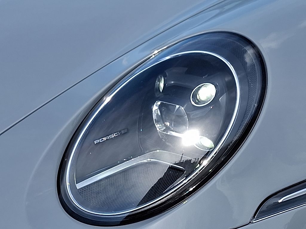 Thumbnail: 2023 Porsche 911 - 11