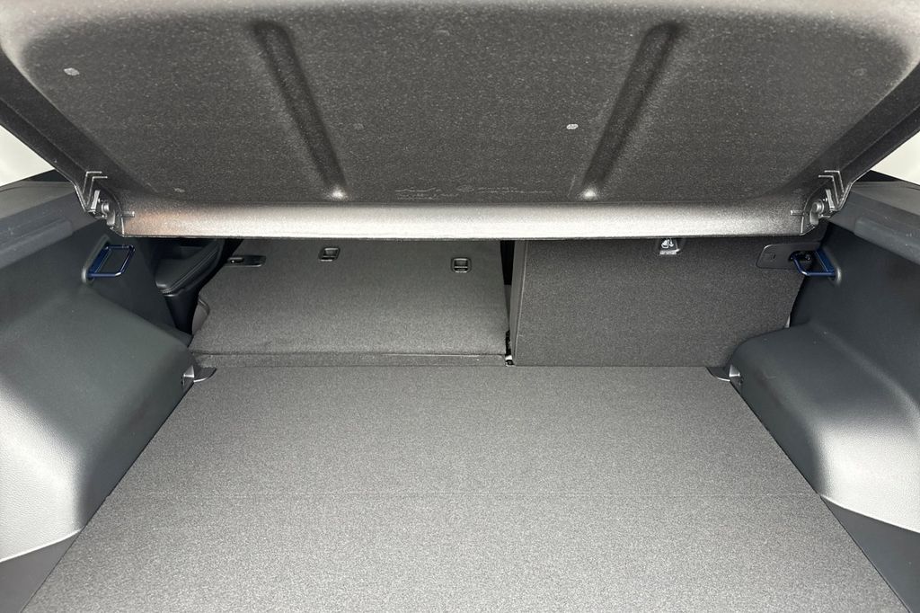 new 2026 Kia Seltos car, priced at $30,385