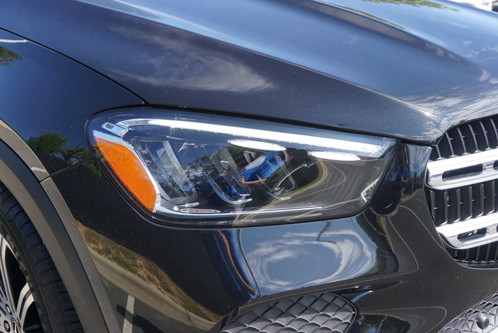 Thumbnail: 2026 Mercedes-Benz GLE - 10