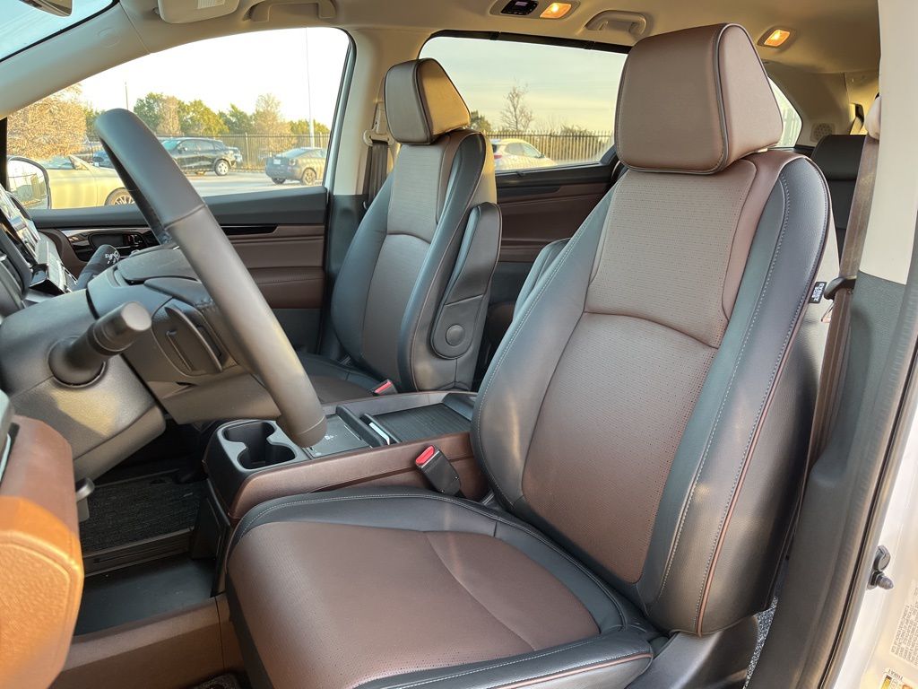 Thumbnail: 2026 Honda Odyssey - 26