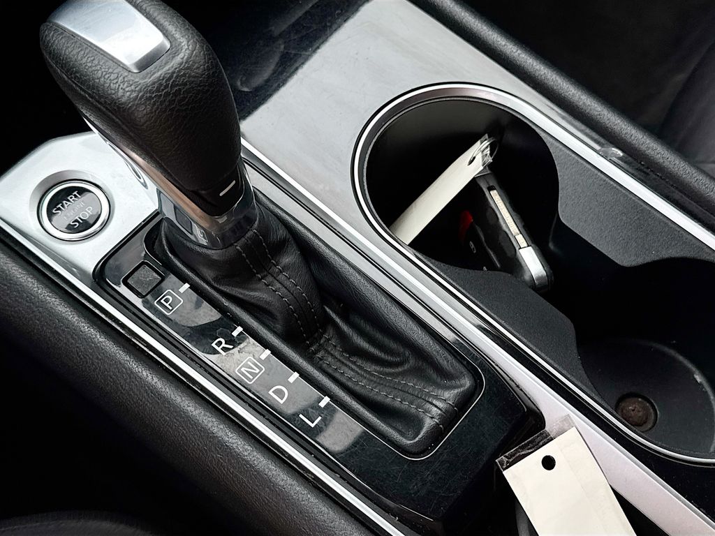 2021 Nissan Altima SV - Photo 19