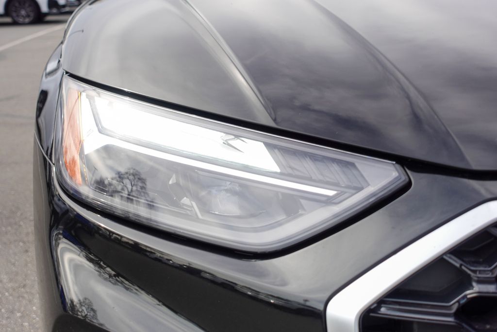 Used 2024  Audi 45 S line Premium image 4