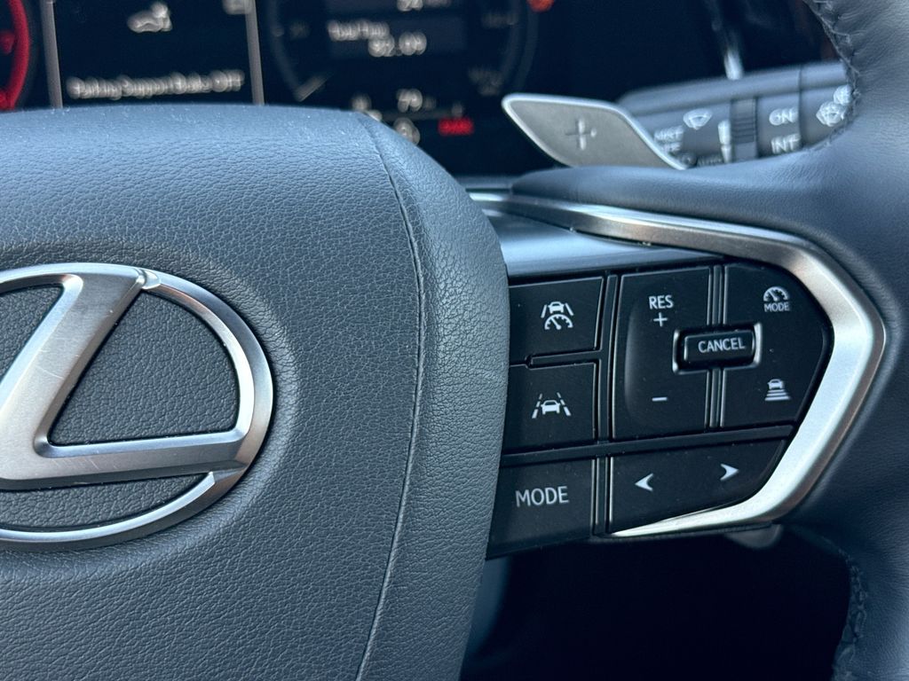 Thumbnail: 2025 Lexus RX - 27