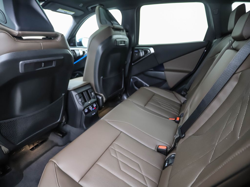 Thumbnail: 2026 BMW X3 - 22