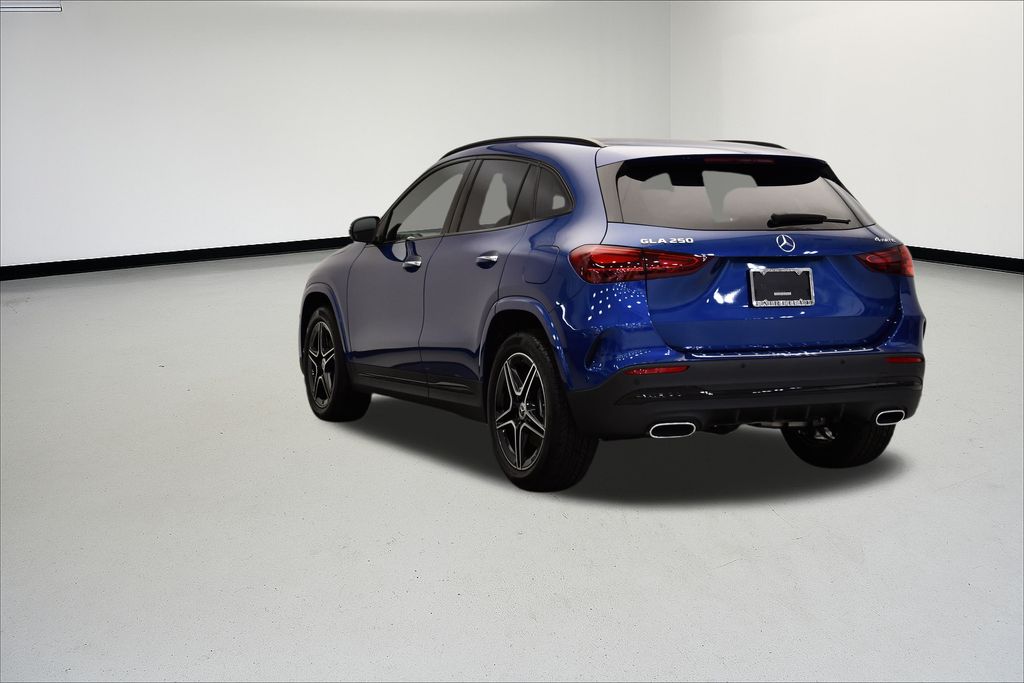 Thumbnail: 2025 Mercedes-Benz GLA - 3