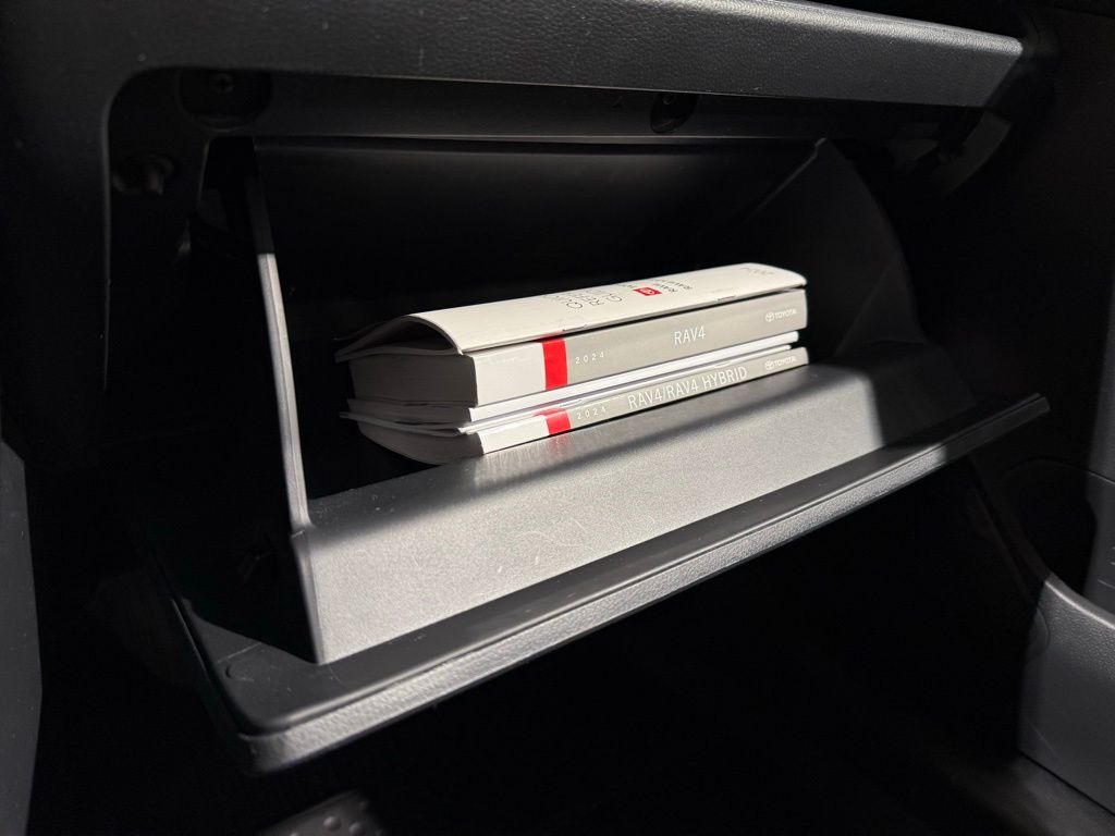 Thumbnail: 2024 Toyota RAV4 - 28