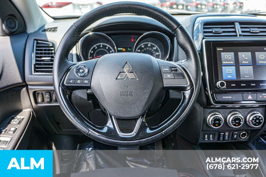 Used 2024 Silver Mitsubishi 2.0 ES image 27