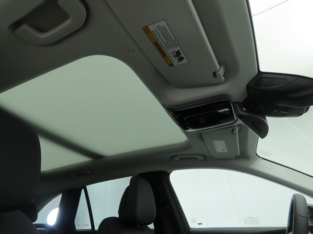 Thumbnail: 2026 Mercedes-Benz GLC - 18