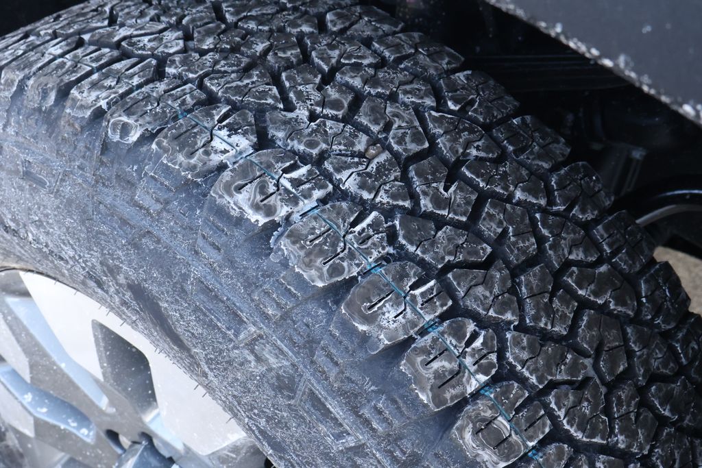 Thumbnail: 2026 Chevrolet Silverado 2500 - 10