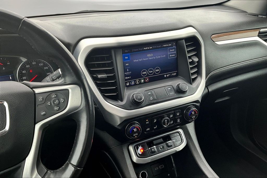 Used 2020 White GMC SLE image 10