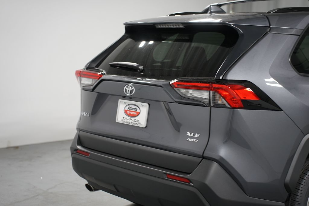 Thumbnail: 2025 Toyota RAV4 - 9