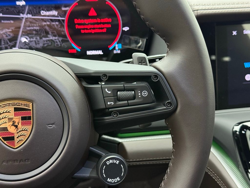 Thumbnail: 2025 Porsche Panamera - 14