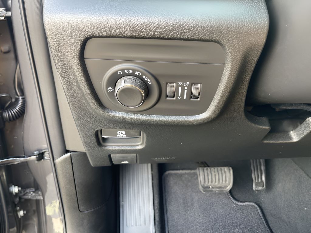 New Car 2025 Jeep Grand Cherokee L  For Sale Under $50,000 In Austin, Texas