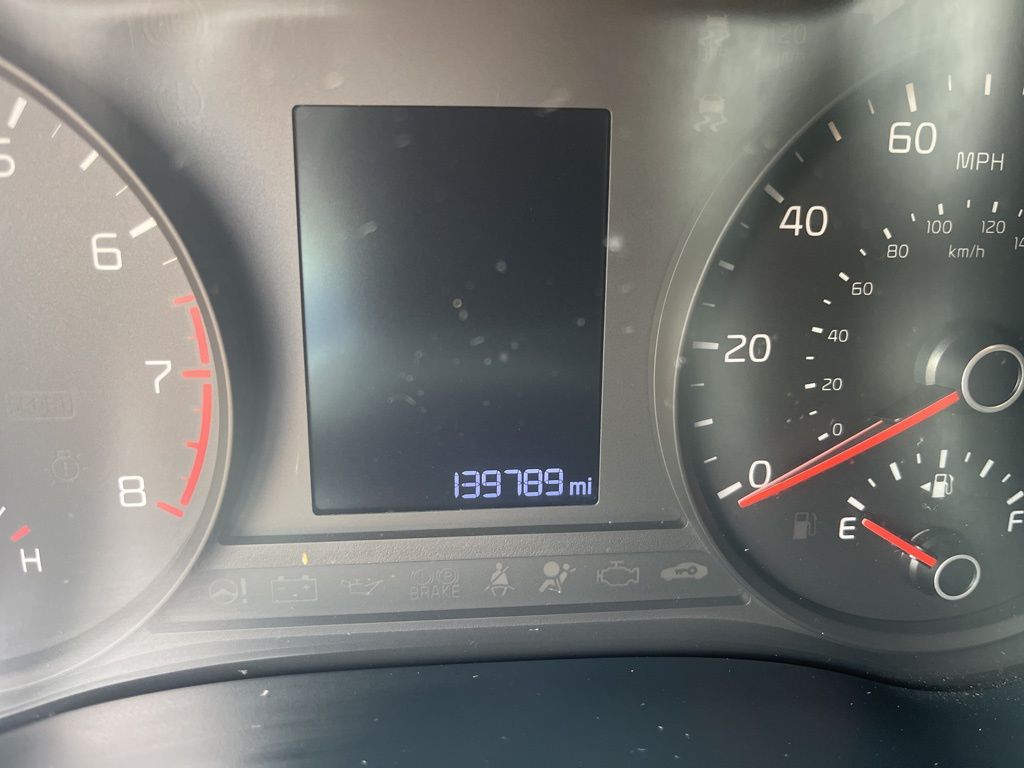 Thumbnail: 2020 Kia Rio - 5