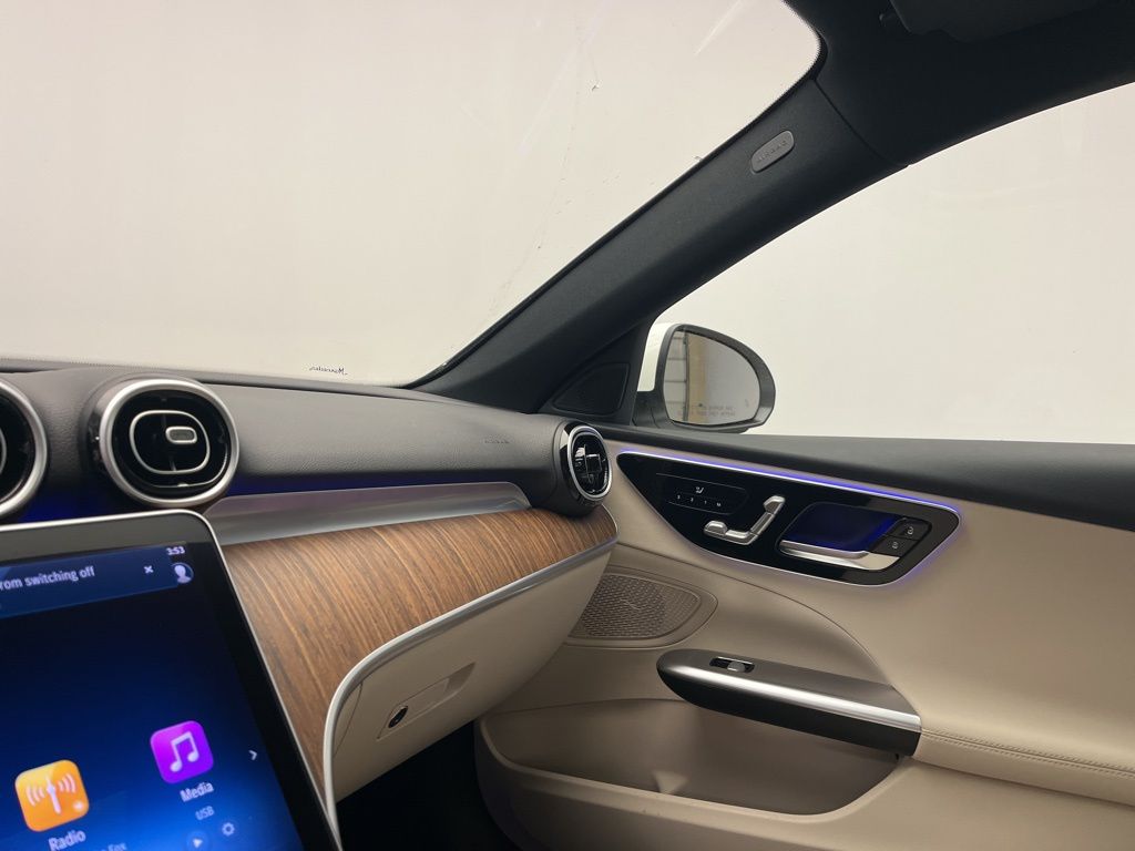 Thumbnail: 2025 Mercedes-Benz C-Class - 20