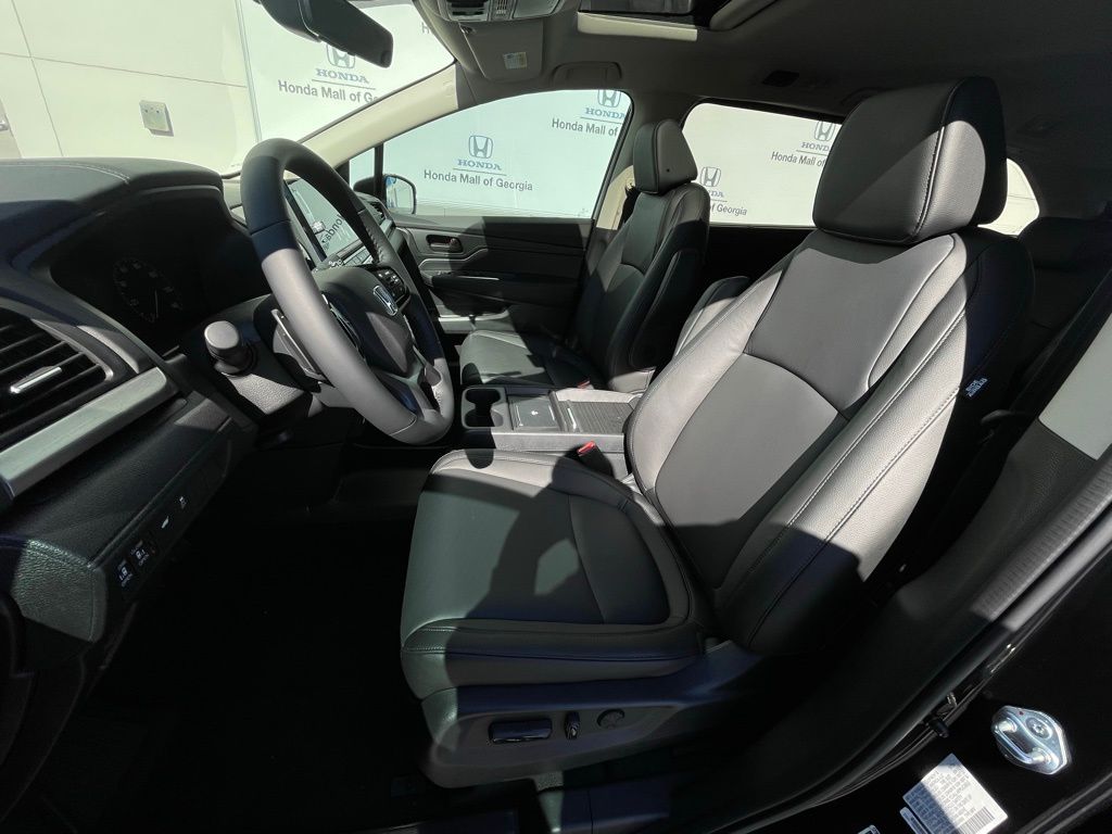 Thumbnail: 2026 Honda Odyssey - 28