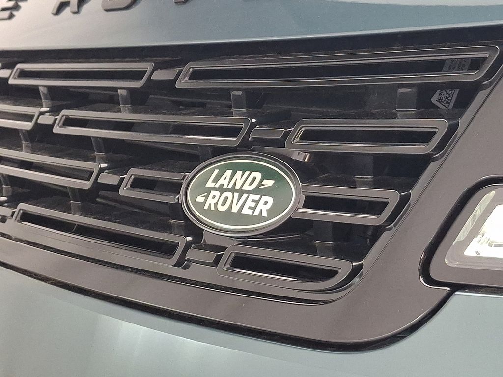 Thumbnail: 2026 Land Rover Range Rover Sport - 22