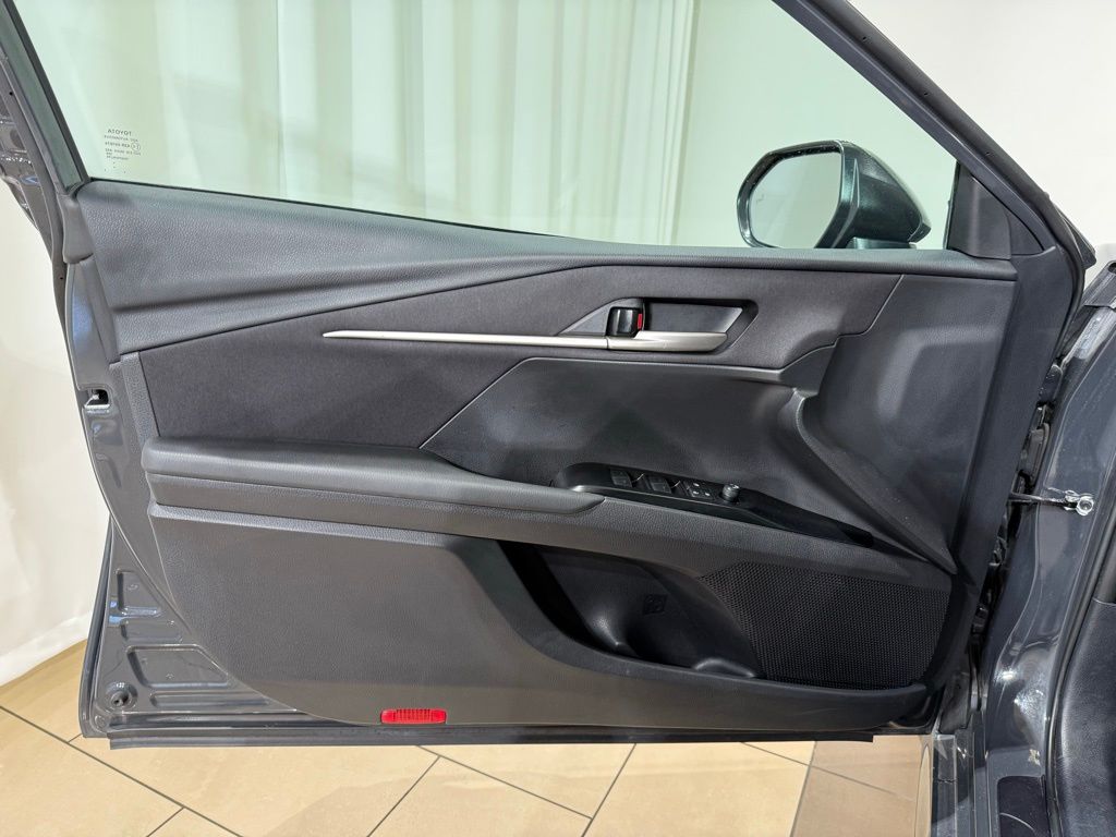 Thumbnail: 2025 Toyota Camry - 14