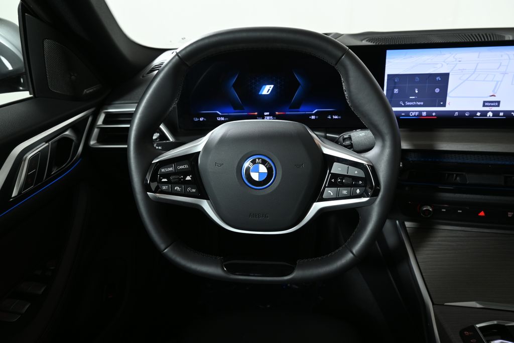 Thumbnail: 2025 BMW i4 - 18