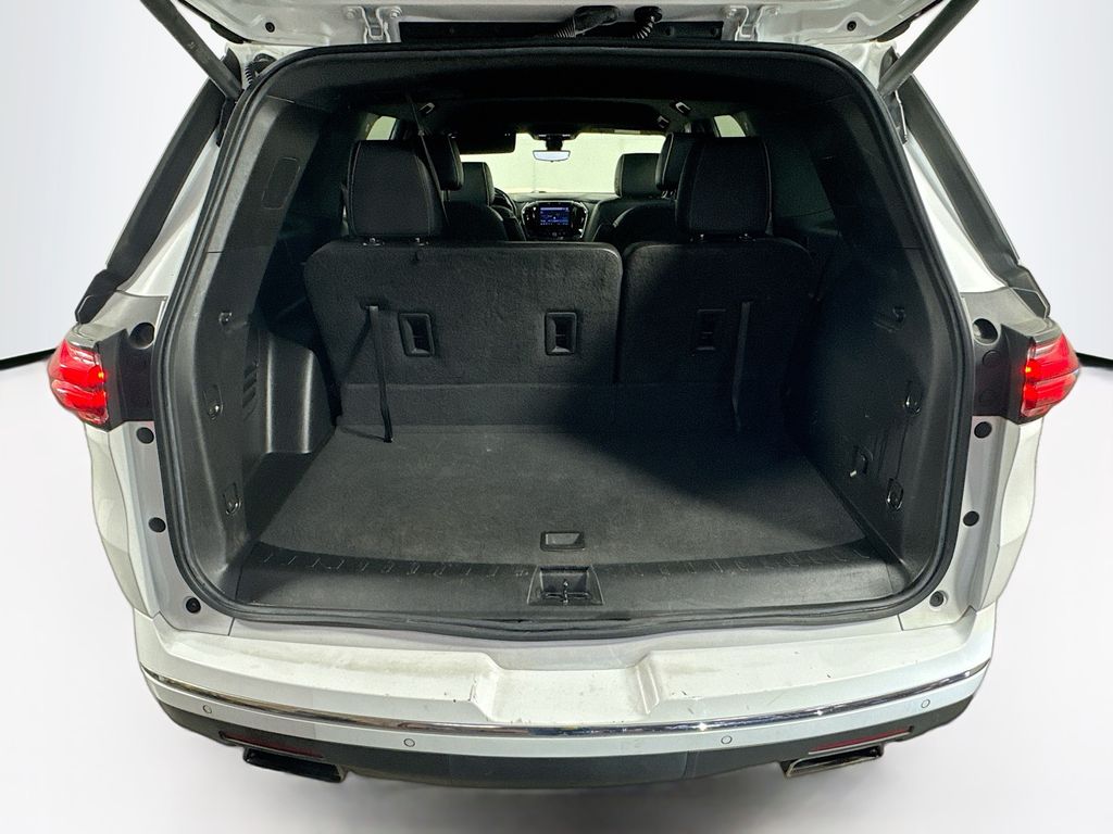 Used Car 2022 Chevrolet Traverse  Premier For Sale Under $35,000 In Austin, Texas