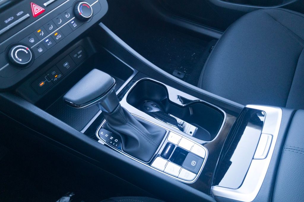 New 2026 Gray Hyundai SE image 21