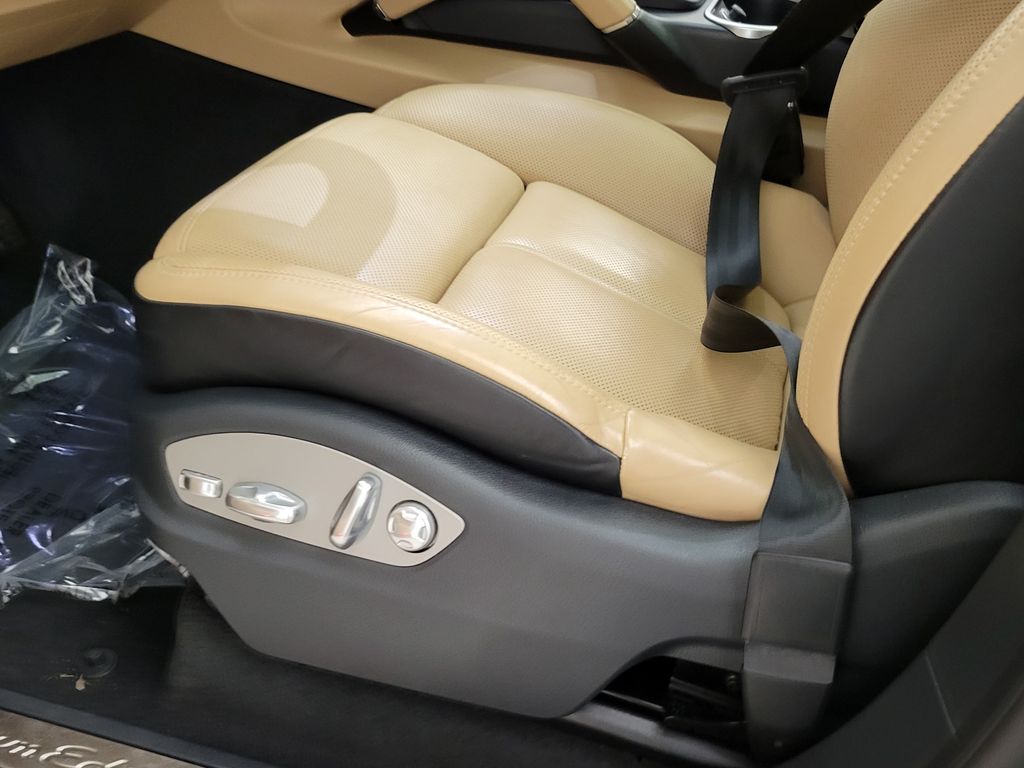 Thumbnail: 2017 Porsche Cayenne - 24