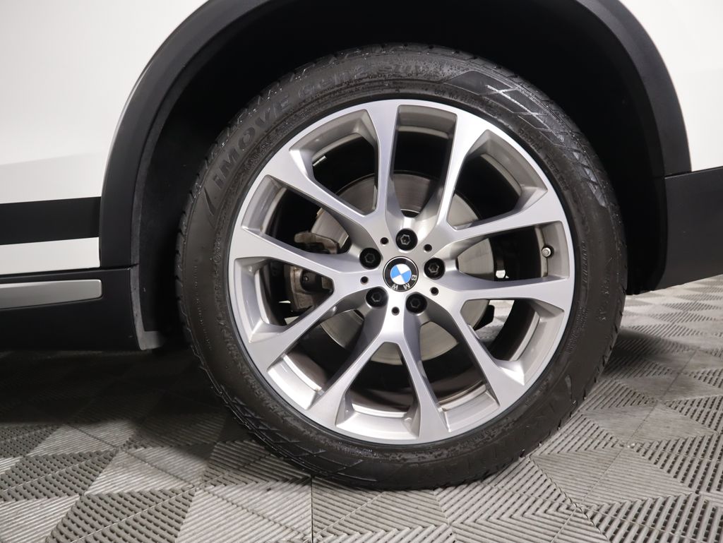 Thumbnail: 2022 BMW X5 - 32