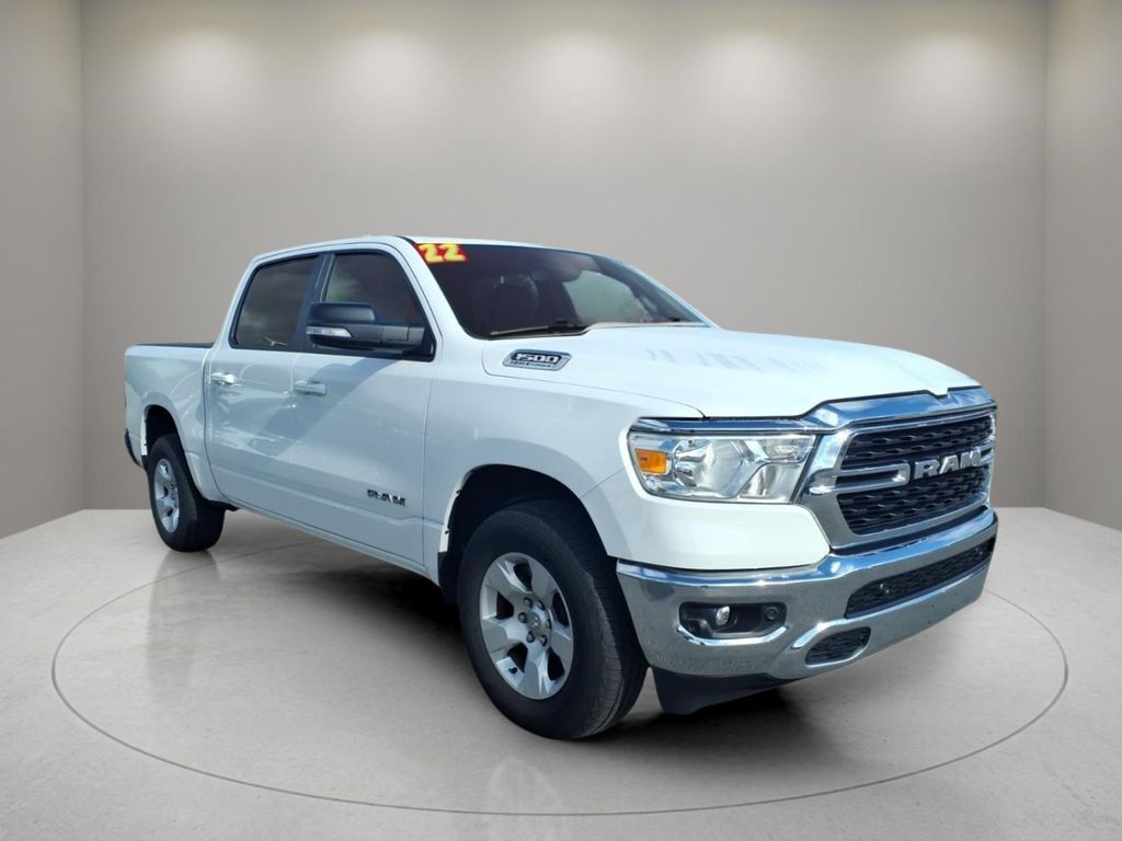 Bright White Clearcoat 2022 RAM 1500 Pickup Truck Four-Wheel Drive 8-Speed Automatic