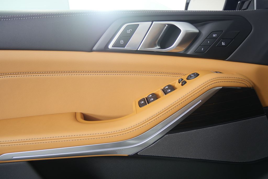 Thumbnail: 2026 BMW X5 - 8