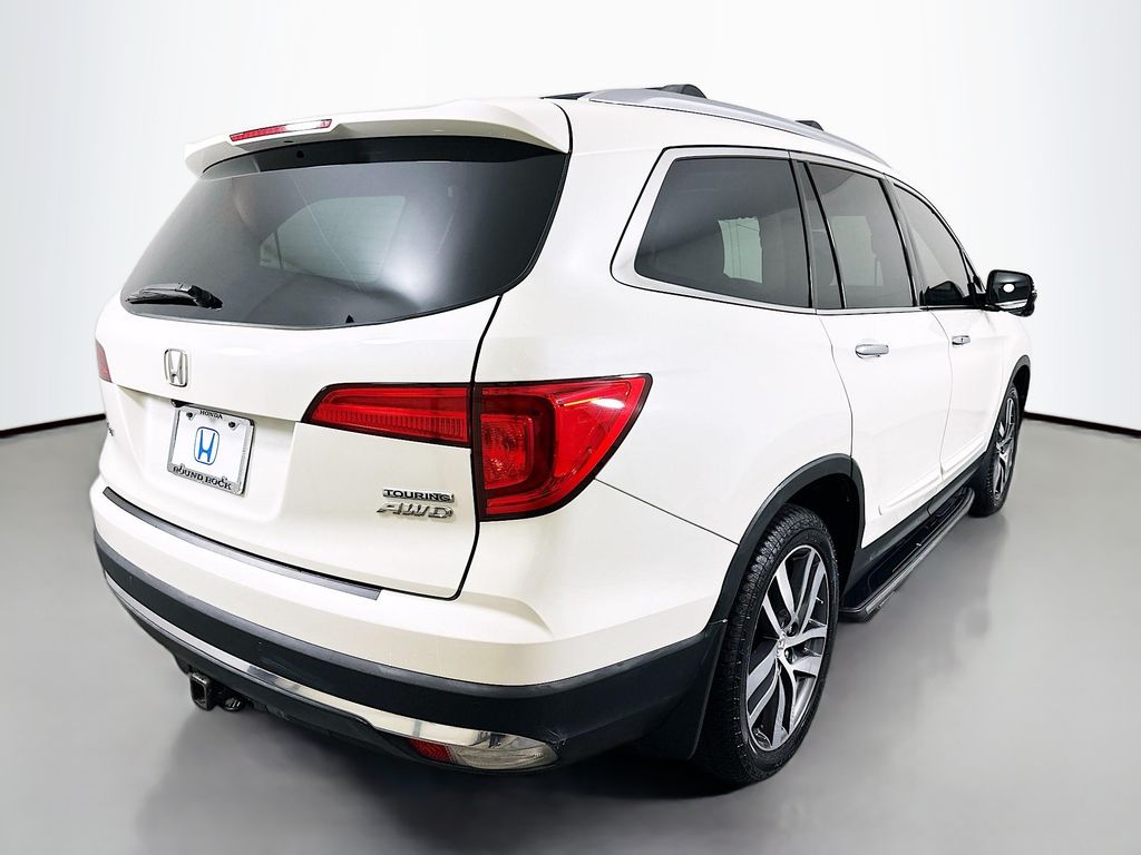 Thumbnail: 2016 Honda Pilot - 5
