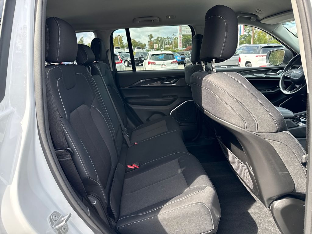 used 2022 Jeep Grand Cherokee car, priced at $25,780