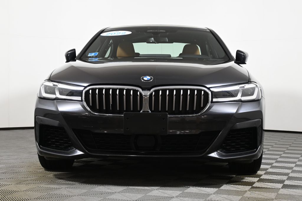 Thumbnail: 2022 BMW 5 Series - 10