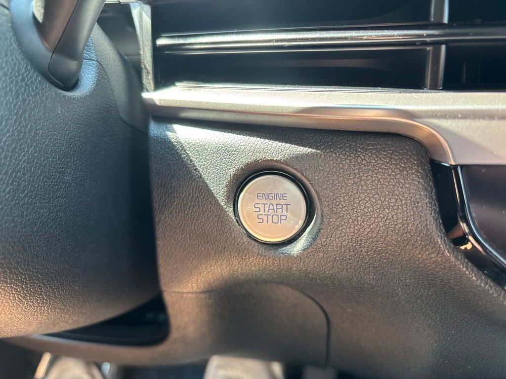 Used 2024 Kia Sorento SUV
