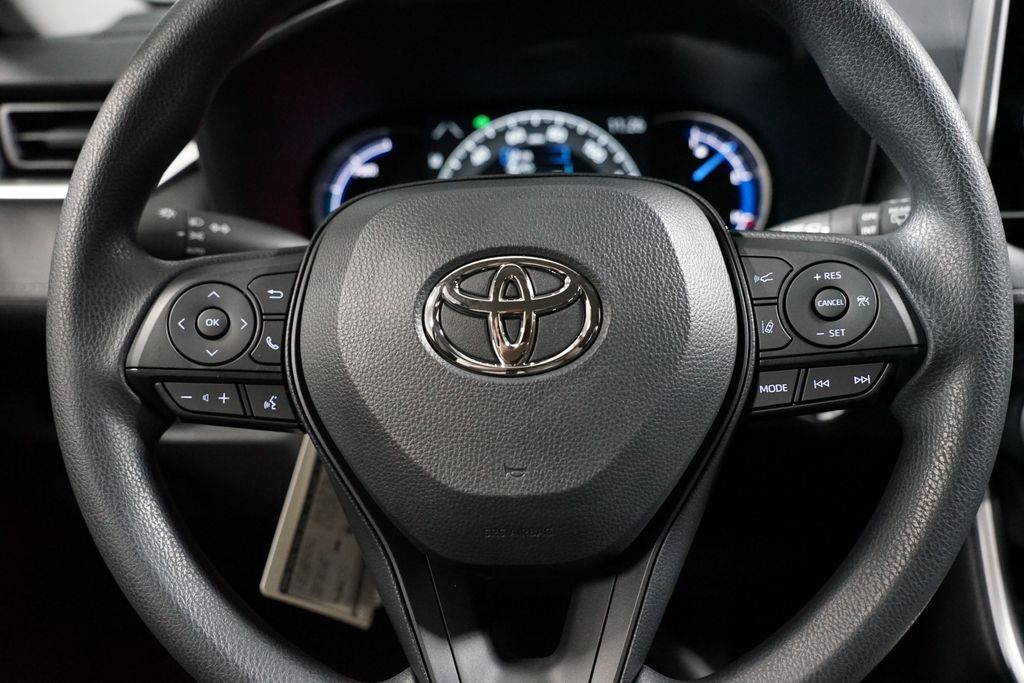 Thumbnail: 2025 Toyota RAV4 - 12