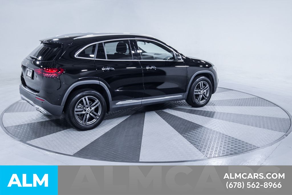 Used 2025 Black Mercedes-Benz GLA 250 image 10