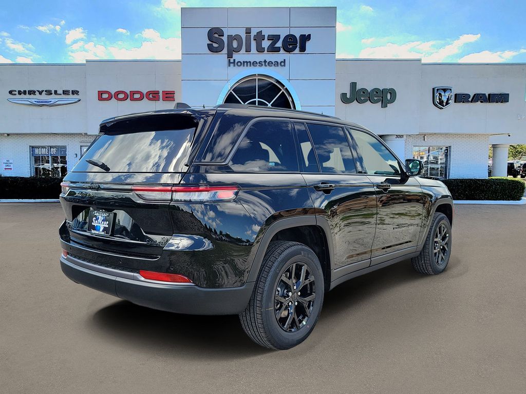 New 2026 Black Jeep Altitude image 2