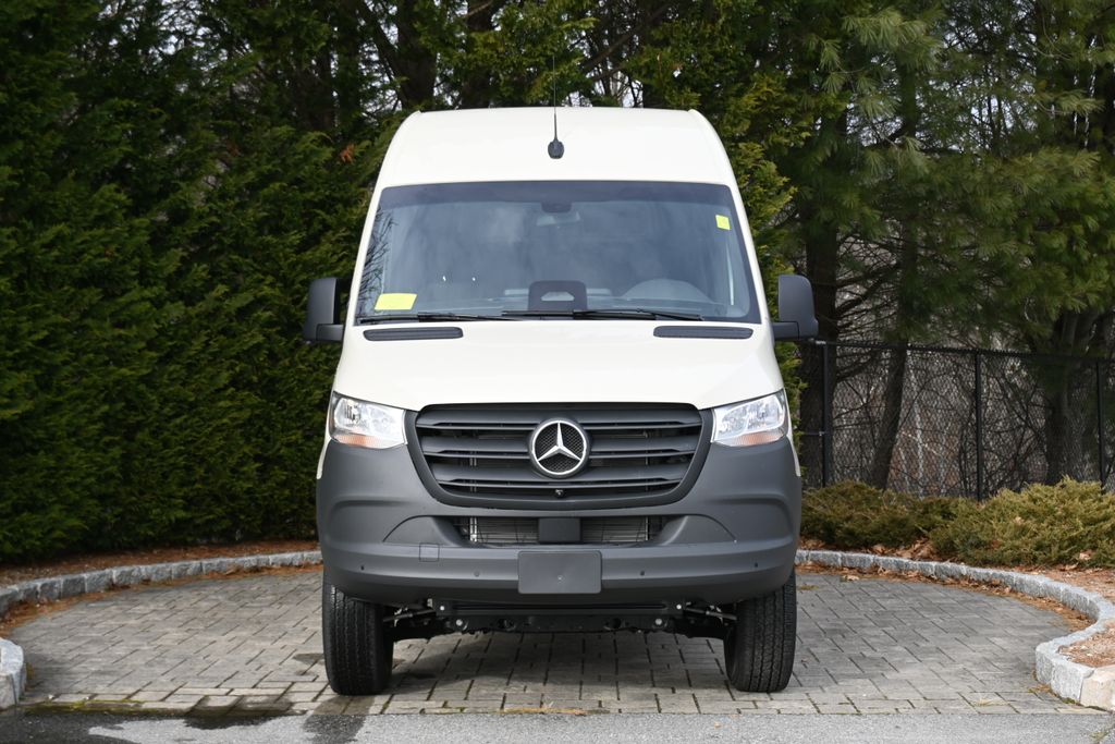 Thumbnail: 2026 Mercedes-Benz Sprinter - 10