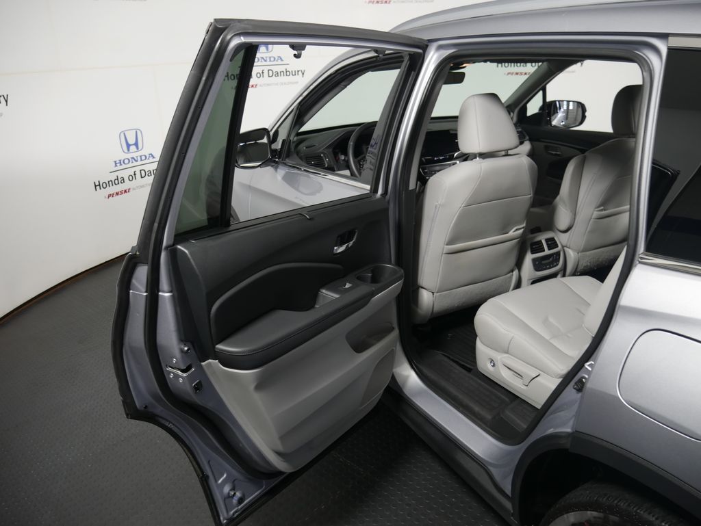 Thumbnail: 2022 Honda Pilot - 9