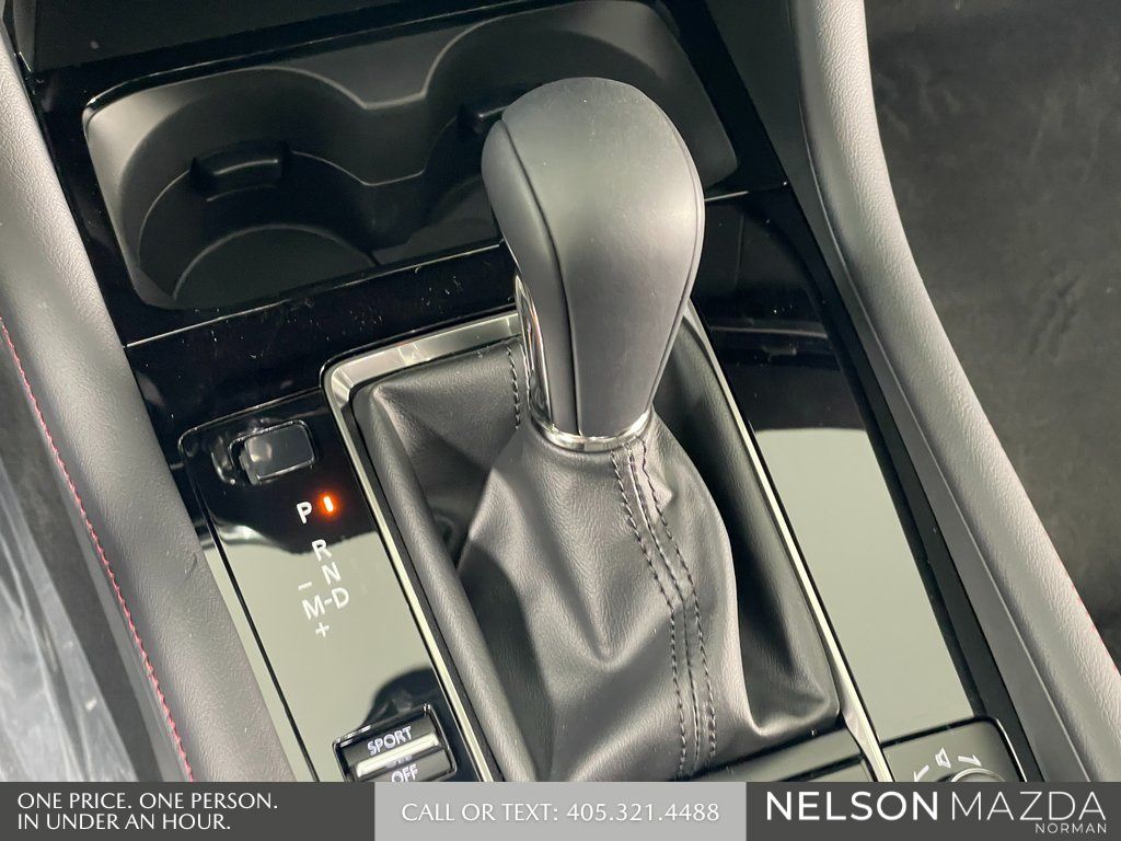 2026 Mazda Mazda3 Carbon Edition - Photo 33