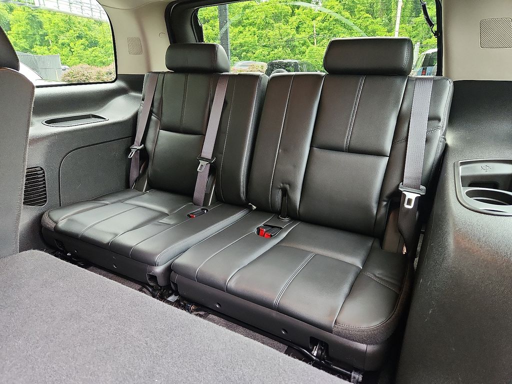 2013 Chevrolet Tahoe LT 9